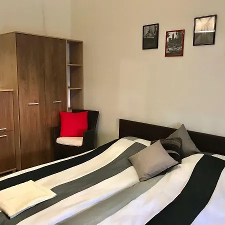 City Apartman Apartment Pecs