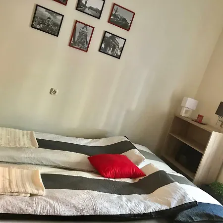 City Apartman Apartament *
